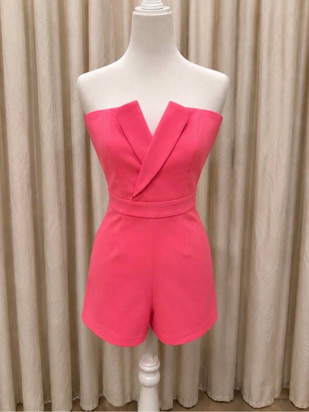 DO+BE Strapless Fuchsia Tailored Romper